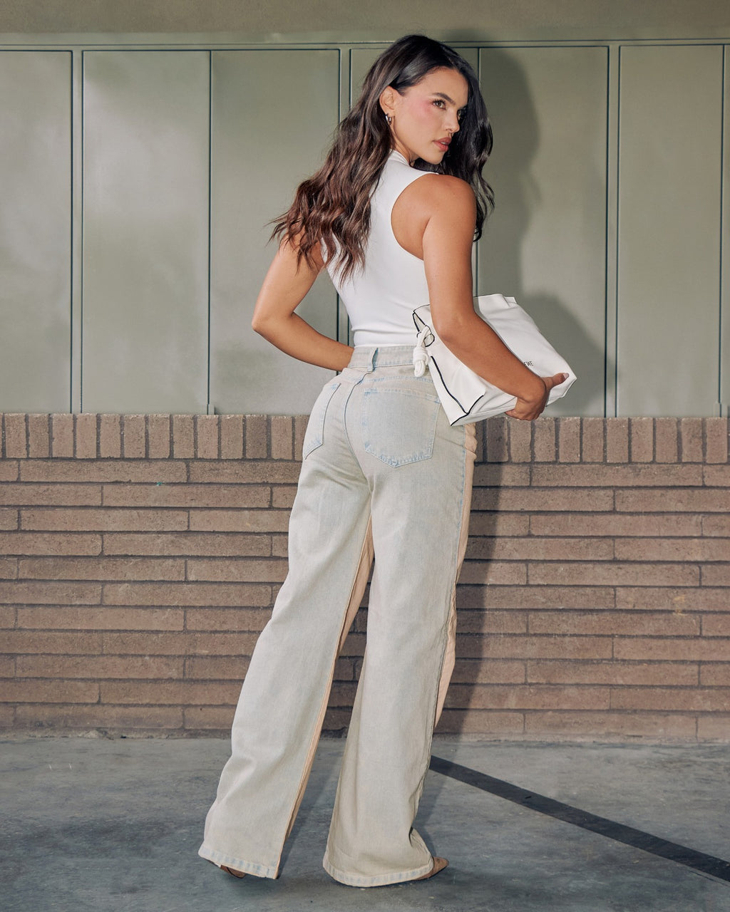 JEAN WIDE LEG HÍBRIDO DE BOTA ANCHA TIRO ALTO REF. 18009