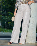 PANTALÓN BOTA RECTA TIRO ALTO REF 18242